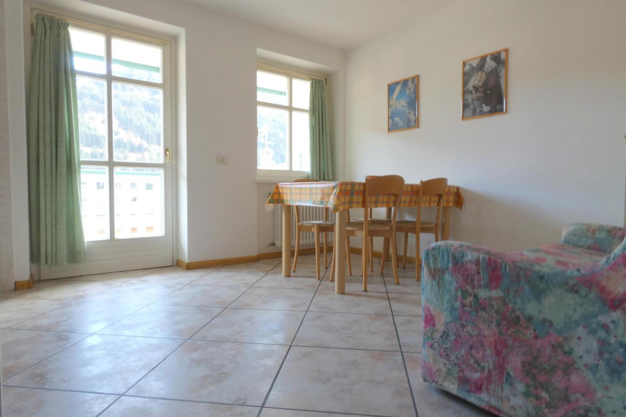 Casa Al Mesdi Apartment Pozza di Fassa Exterior photo