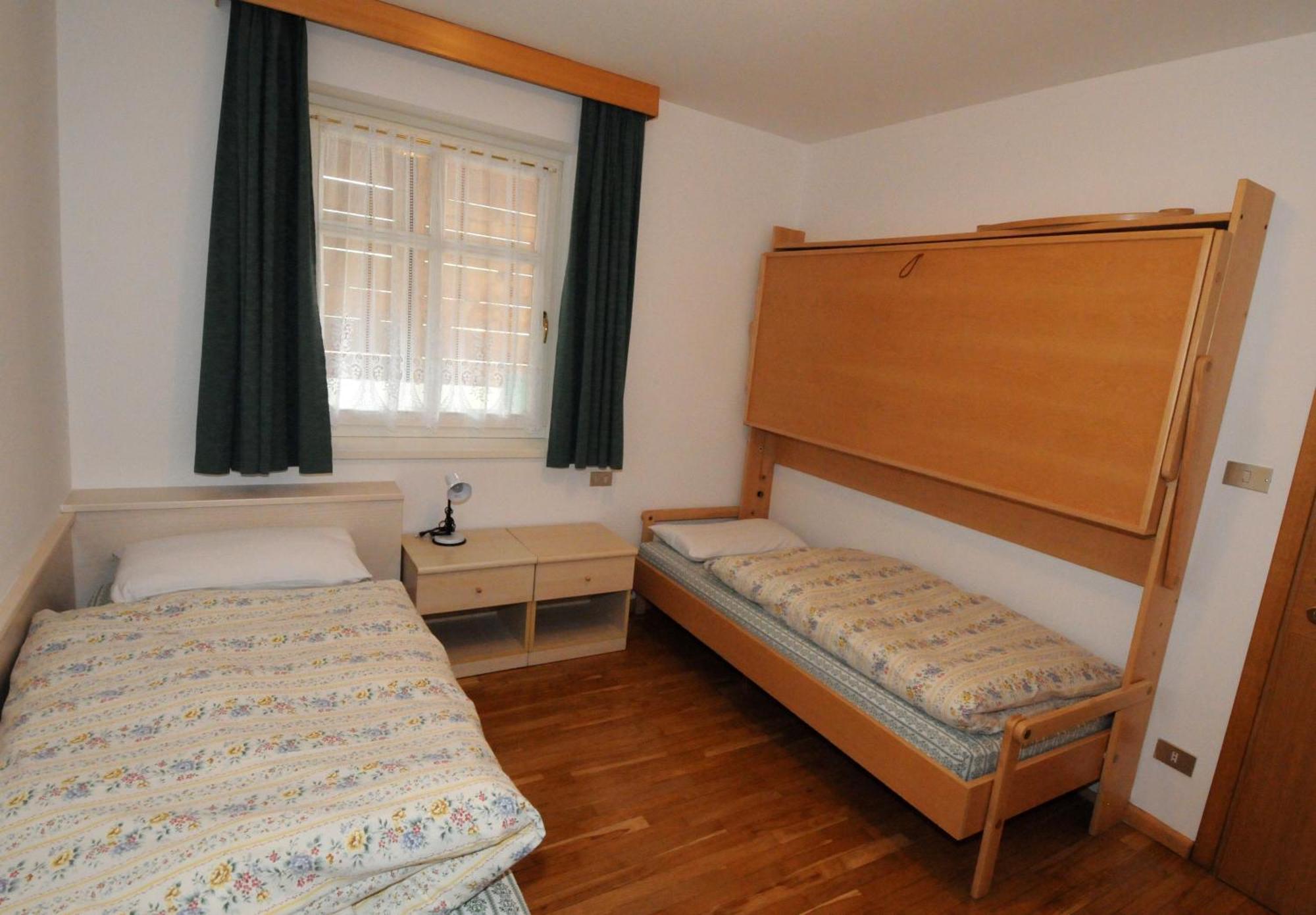 Casa Al Mesdi Apartment Pozza di Fassa Exterior photo